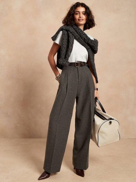 Effortless Business Casual, Gen Z Office Fashion, Maxi Skirt Outfit For Work, Tomboy Business Casual, Womens Work Fashion, Winter Business Casual Outfits For Women, Therapist Attire, Therapist Outfits Women, Business Attire For Young Women