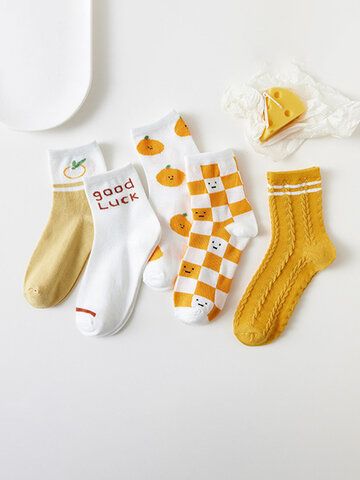 I found this amazing 5 Pairs Women Polyester Cotton Jacquard Various Cartoon Patterns Fashion Breathable Socks with US$7.99,and 14 days return or refund guarantee protect to us. --Newchic Checkerboard Socks, Fruit Socks, Heated Socks, Summer Sock, Small White Flowers, Winter Socks, Orange Pattern, Tube Socks, Fashion Socks