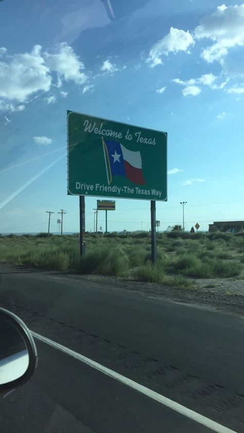 Welcome To Texas Sign Aesthetic, Texas Snapchat Story, Welcome To Texas Sign, Brain Collage, Texas Highway, Airport Outfit Comfy, Texas Sign, Welcome To Texas, Laredo Texas