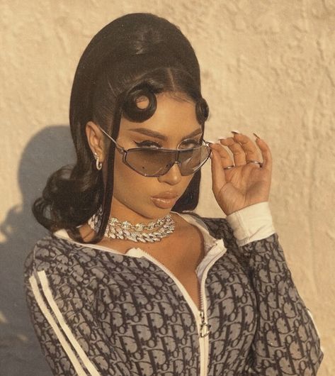 @ kaliuchis Kali Uchis, Beauty Fashion, We Heart It, Fashion Photography, Wallpapers, Sunglasses, Photography, Travel, Beauty