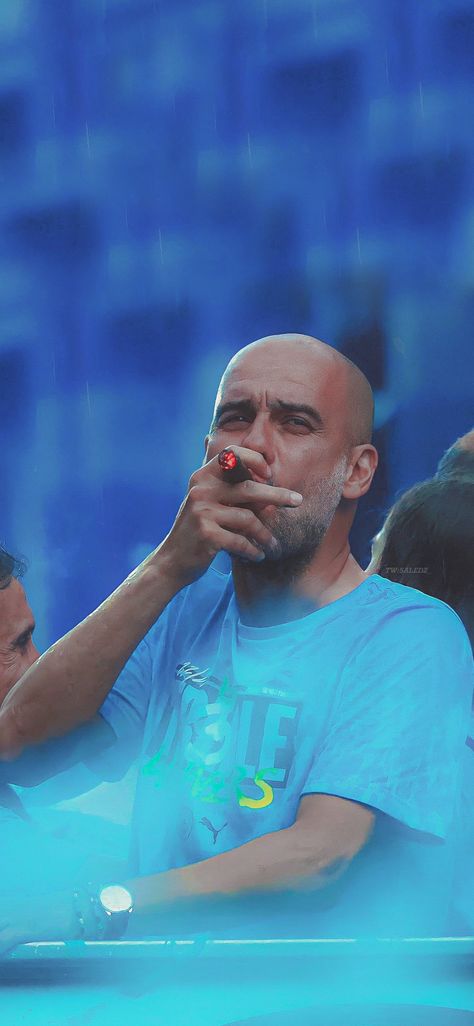 Manchester City Treble, Feel Post, Funny Football Videos, Manchester City Wallpaper, Manchester City Football Club, Football Icon, Football Gif, Football Funny, Pep Guardiola