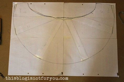 how to draft longer half-circle sleeves by thisblogisnotforyou.com Circle Sleeves, Circle Sleeve, Bell Sleeve Pattern, Diy Sewing Pattern, Pattern Drafting, Sleeve Pattern, Half Circle, Bridal Lingerie, Baby Quilt