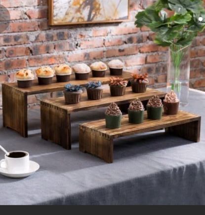 Wood Retail Display, Wooden Cupcake Stands, Deco Buffet, Wood Riser, Bakery Items, Catering Display, Booth Displays, Craft Booth Displays, Jewelry Decor