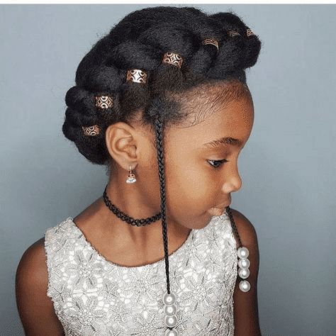 Kids Hairstyles For Wedding, Cabello Afro Natural, Natural Hair Bride, Makeup Tip, Flower Crown Hairstyle, Girls Natural Hairstyles, Natural Hairstyles For Kids, Flower Girl Hairstyles