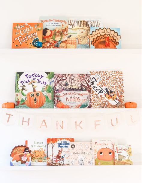 Fall Nursery Decor, Thanksgiving Bookshelf Decor, Montessori Fall Shelf, Seasonal Book Displays, Seasonal Bookshelf Kids, Thanksgiving Books For Kids, Thanksgiving Books For Toddlers, Thanksgiving Library Book Displays, Little Pumpkin Books For Baby