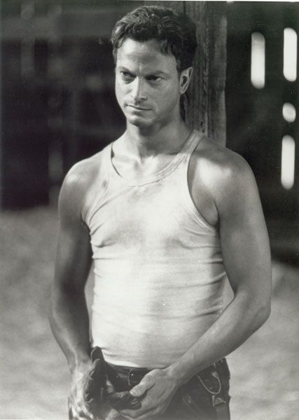 Gary Sinise Lieutenant Dan, Gary Sinise, Mice And Men, Of Mice And Men, Forrest Gump, Hot Actors, American Actors, Tv Stars, Mice