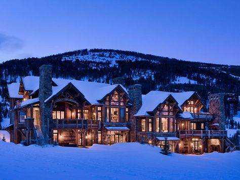 Slopeside Chalets is a picturesque two-storey ski lodge located in the exclusive Yellowstone Club in Big Sky, Montana Ski Chalet Exterior, Chalet Exterior, Cabin Mansion, Big Sky Country, Winter Cabin, Ski Chalet, Log Cabin Homes, Mountain Homes, Mountain Retreat