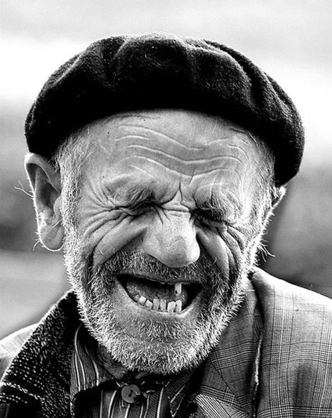 Into the Pathetic and Back. | Earth & Sky Funny Faces Pictures, Funny Faces Quotes, Old Man Face, Old Man Portrait, ポップアート ポスター, Old Faces, Happy Pictures, Face Pictures, Face Photography