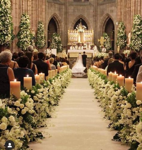 Church Wedding Decorations Aisle, Wedding Church Aisle, Wedding Ceremony Decorations Church, Church Aisle, Wedding Church Decor, Church Wedding Flowers, Church Wedding Decorations, Dream Wedding Decorations, Church Decorations