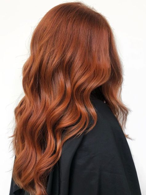 Copper Winter Hair, Copper Hair Red Dress, Caramel Copper Hair Color, Light Red Auburn Hair, Hot Copper Hair, Dark Copper Ginger Hair, Ginger Hair 2023, True Copper Hair, Copper Hair Ideas For Brunettes