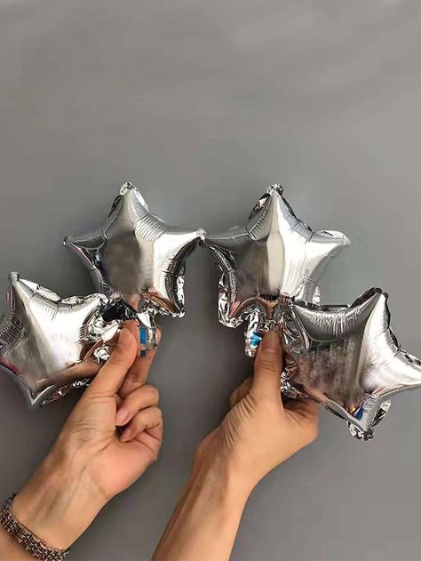 House Of Balloons, Prom Theme, Silver Balloon, Star Party, White Balloons, Theme Party Decorations, Star Decorations, Balloon Decorations Party, Diamond Star