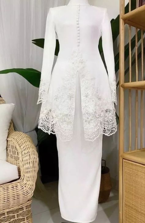 Baju Kahwin, Nikah Outfit, Muslimah Wedding Dress, Nikah Dress, Muslimah Wedding, Bride Dress Simple, Kebaya Dress, Wedding Dress Outfit, Classy Wedding Dress