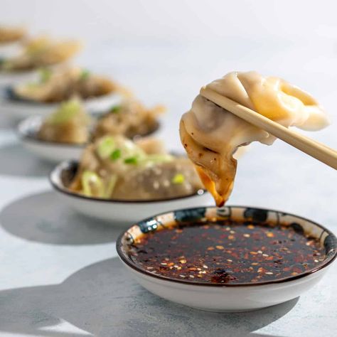 Quick Gyoza dipping sauce Gyoza Sauce Recipe, Gyoza Dipping Sauce, Gyoza Sauce, Japanese Gyoza, Gyoza Dumplings, Soy Sauce Rice, Cold Dip Recipes, Dumpling Sauce, Party Dip Recipes