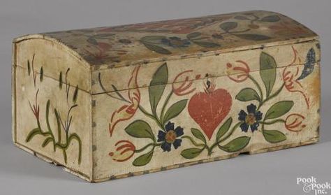 Hobo Art, Antique Trunks, Decorated Boxes, Decorative Trunks, Uncle Ben, Hand Painted Wooden Box, Painted Trunk, Painted Wooden Boxes, Swedish Furniture