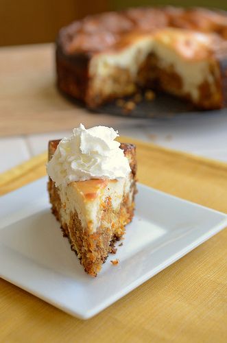 Carrot Cake Cheesecake Recipe, Carrot Cheesecake, Slice Of Cheesecake, Cheesecake Factory Copycat, Carrot Cake Cheesecake, Sweet Bites, Cake Cheesecake, Cheesecake Factory, Yummy Sweets