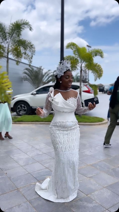 Court Wedding Styles, Simple Short Wedding Dress Elegant, Latest Wedding Gowns Bridal Collection, Civil Wedding Dress Courts Brides, Wedding Reception Gowns For Bride, Court Wedding Outfit The Bride, Civil Wedding Dresses Classy, Wedding Dresses For Short Brides, Lace Dress Styles Ghana