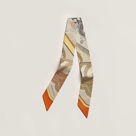 Grand Apparat Twilly | Hermès Canada Hermes Twilly Scarf, Hermes Twilly, Twilly Scarf, Hermes Jewelry, Hermes Accessories, Silk Accessories, Hermes Scarf, Twilly, Designer Scarves