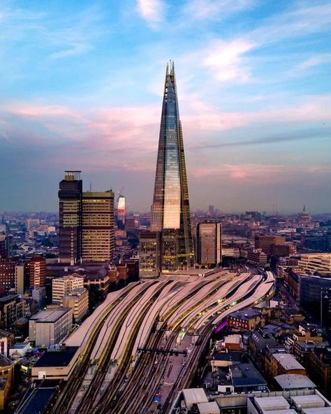 The Shard Building and London Bridge Train Station Near Bermondsey South East London England in 2018 London Station, The Shard London, Visit Uk, Beautiful London, Uk City, The Shard, London Skyline, London Today, London Town