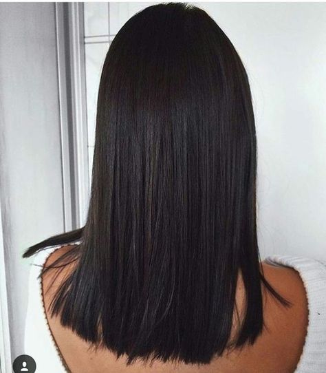 corte reto, abaixo da linha dos ombros, super tendência de 2017. Rambut Brunette, Straight Weave Hairstyles, Vlasové Trendy, Brazilian Straight Hair, Short Straight Hair, Easy Hair, Hair Images, Shoulder Length Hair, Brown Hair Colors