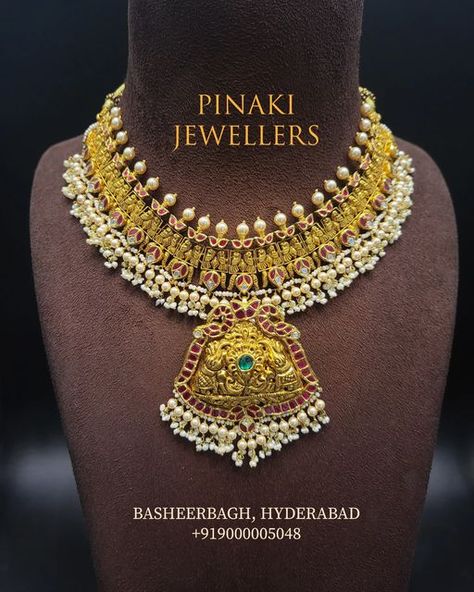 Pinaki Jewellers, Short Necklace Gold, Light Weight Necklace, Mango Haram, Detachable Pendant, Gold Bangle Set, Diamond Wedding Jewelry, South Indian Weddings, Antique Jewelry Indian