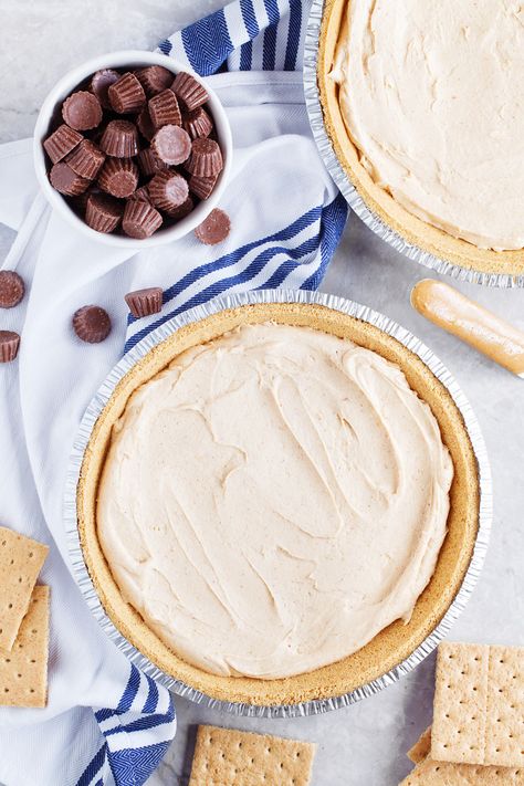 Pets peanut butter pie. Peanut Butter Pie Frozen, Freezer Peanut Butter Pie, Frozen Pies Recipes Desserts, Frozen Peanut Butter Pie, Work Desserts, Frozen Pies, Made To Be A Momma, Easy Peanut Butter Pie, Frozen Peanut Butter