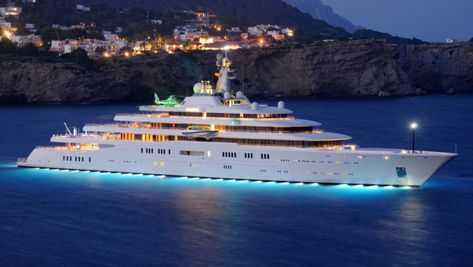 The 10 Largest Yachts in the World Most Expensive Yacht, Expensive Yachts, Big Yachts, Explorer Yacht, Yacht World, Private Yacht, Bigger Boat, Boats Luxury, Yacht Boat