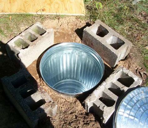 Survival Project, Storing Vegetables, Cinder Blocks, Root Cellar, Pantry Ideas, Homestead Survival, Emergency Prepping, Root Vegetables, Survival Prepping