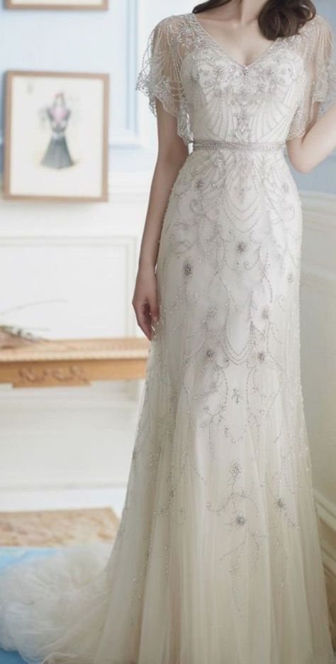 1920s Wedding Theme Dress, Modest Wedding Dresses With Sleeves Vintage Bridal Gowns, 1920 Elegant Dresses, 1930s Inspired Wedding Dress, Indowestern Wedding Dress, Old Fashioned Wedding Dress 1920s Style, Edwardian Inspired Wedding Dress, Art Deco Wedding Dresses, 20s Inspired Wedding Dresses