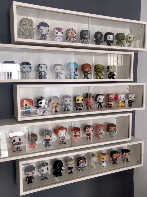 Cool Funko Pop Display, Funko Pops Display Ideas, Display Pop Figures, Shelves For Figurines, Toy Shelf Display, Funko Pop Display Ideas Bedroom, Shelves For Funko Pops, Funko Wall Display, Funk Pop Display Ideas