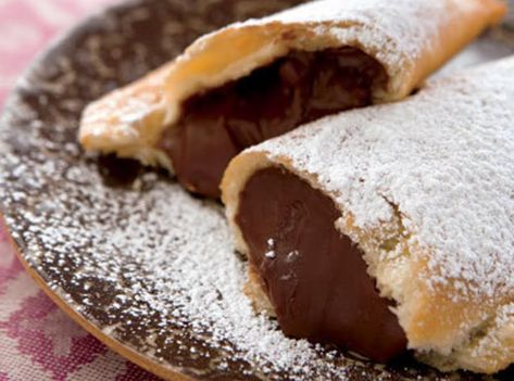 Chocolate Fried Pies, Chocolate Pop Tarts, Hand Pie Recipes, Fried Pies, Chocolate Pops, Pop Tart, Hand Pies, Pie Dessert, Chocolate Pudding