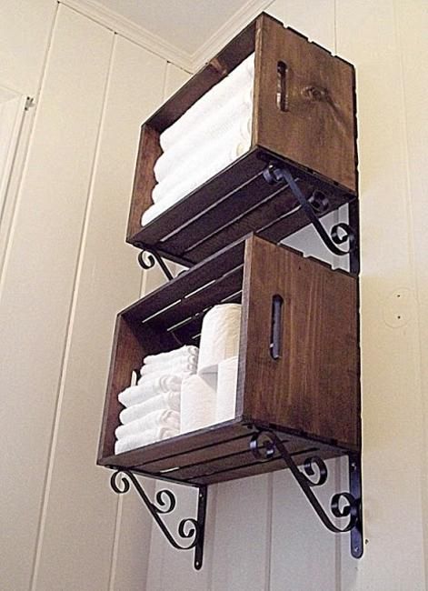 25 Recycling Ideas Turning Clutter into Creative Wall Decorations Diy Rustic Home, Diy Bathroom Storage, Diy Rustic Decor, Decor Baie, House Decor Rustic, Home Organization Hacks, Rustic Bathroom, Bathroom Shelves, Diy Bathroom