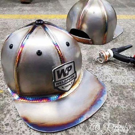 Welding Helmet Art, Welding Helmet Designs, Welding Funny, Weld Art, Welding Hoods, Welding Rig, Welding Rigs, Welding Shop, Metal Fabrication Tools