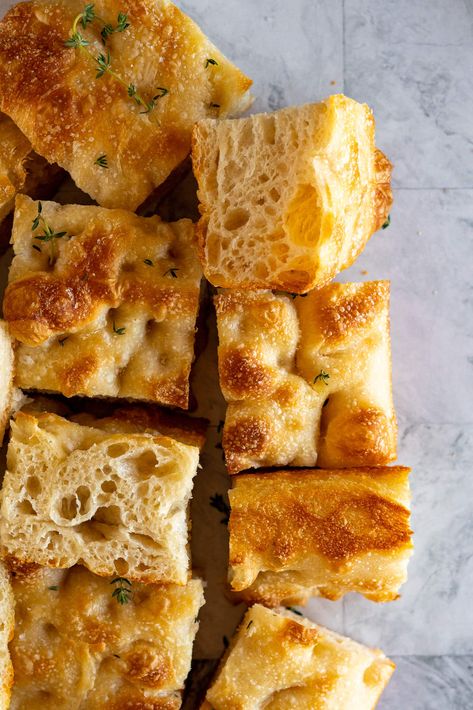 Sourdough focaccia bread is a simple overnight sourdough recipe! You'll love baking this easy sourdough focaccia bread recipe. | cravethegood.com Focaccia Recipes, Best Sourdough Starter Recipe, Sourdough Focaccia Recipe, Foccacia Recipe, Sourdough Focaccia, Recipe Using Sourdough Starter, Foccacia Bread, Focaccia Bread Recipe, Sourdough Starter Discard Recipe