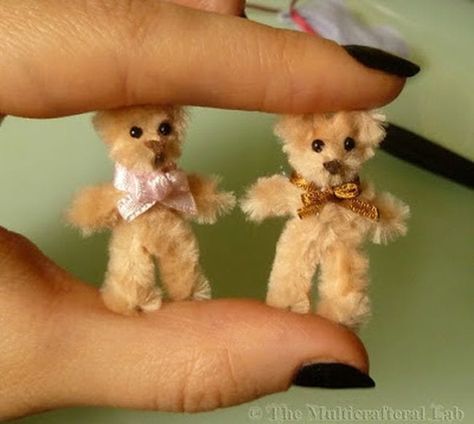 Polish Nose, Pipe Cleaner Animals, Pipe Cleaner Art, Teddy Bear Crafts, Mini Teddy Bears, Bear Shape, Pipe Cleaner Crafts, Bear Crafts, General Crafts