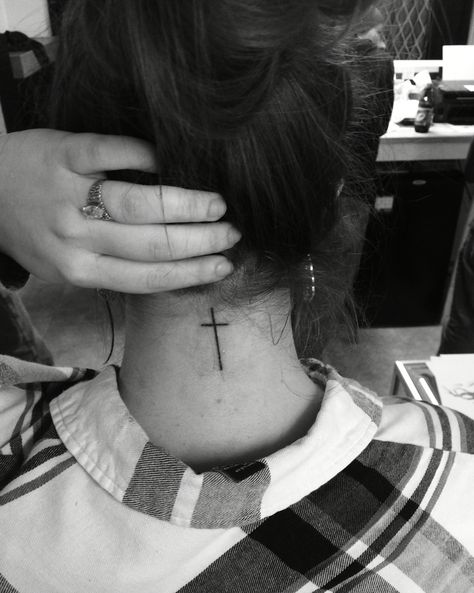 cross tattoo on neck Cross Back Of Neck Tattoo, Cross On Back Of Neck, Christian Neck Tattoos, Cross Tattoo Back Of Neck, Neck Cross Tattoo, Cross Neck Tattoo, Cross Tattoo Neck, Tattoo On Neck, Small Cross Tattoo