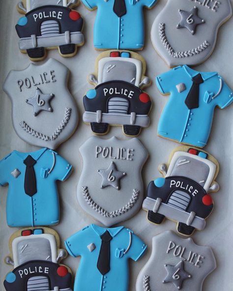 Police Graduation Cookies, Police Badge Cookies Decorated, Police Decorated Cookies, Police Badge Cookies, Police Car Cookies, Police Cookies Decorated, Police Graduation Cake, Firefighter Cookies, Police Cookies