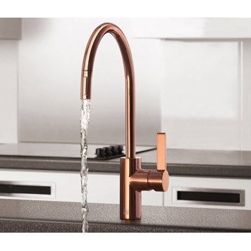 Small Kitchen Sink, Rose Gold Kitchen, Gold Taps, Kitchen Sink Taps, Shower Fittings, Sink Mixer Taps, Gold Home Decor, Kitchen Mixer Taps, Gold Kitchen