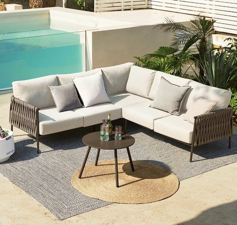 EAST OAK Life Chatter Patio Furniture Set, Outdoor Furniture Corner Sofa Set with Round Coffee Table, 5 Seats Sofa Deep Seating with Thick & Washable Cushions, Chestnut Brown & Creamy Apricot Corner Sofa Set, Modern Style Design, Patio Furniture Set, Outdoor Seat, Modern Patio, Patio Sofa, Chestnut Brown, Outdoor Sectional, Patio Set