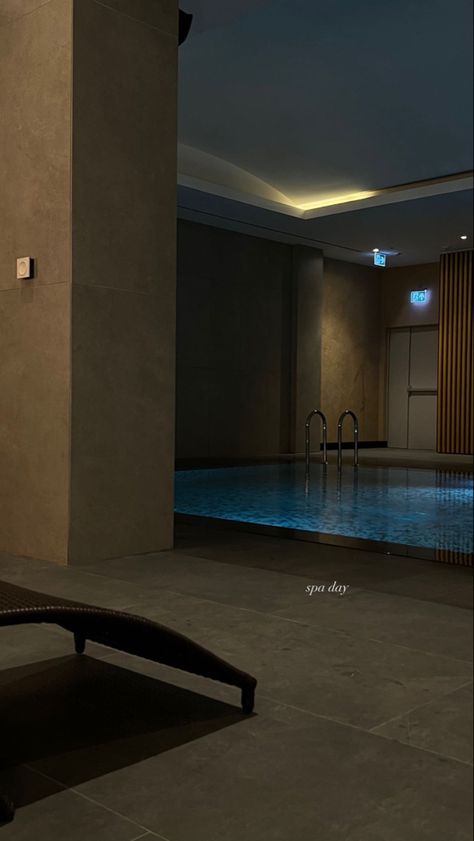 Inside Pool Aesthetic, Spa Pool Aesthetic, Spa Days Aesthetic, Spa Hotel Aesthetic, Spa Asthetic Picture, Spa Photo Ideas, Hotel Spa Aesthetic, Spa Vibes Aesthetic, Spa Day Instagram Story