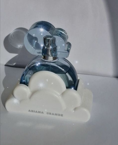 Ariana Grande Cloud EDP Spray, 100 ml, Blue Ariana Grande Cloud Perfume, Ariana Grande Perfumes, Cloud By Ariana Grande, Cloud Perfume, Koleksi Parfum, Ariana Perfume, Ariana Grande Fragrance, Ariana Grande Perfume, Musk Perfume