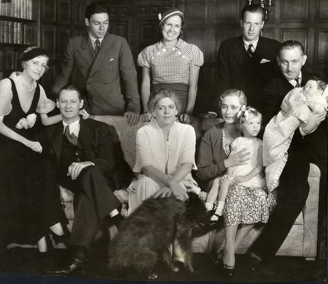 The Barrymores | Flickr - Photo Sharing! Delores Costello, John Drew Barrymore, Ethel Barrymore, Barrymore Family, Lionel Barrymore, Dolores Costello, Famous Families, Lillian Gish, John Barrymore