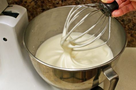 Evaporated Milk Substitute, Diy Whipped Cream, Heavy Cream Substitute, Evaporated Milk Recipes, Cooking Substitutions, Making Whipped Cream, Pavlova Recipe, Baking Substitutes, Food Substitutions