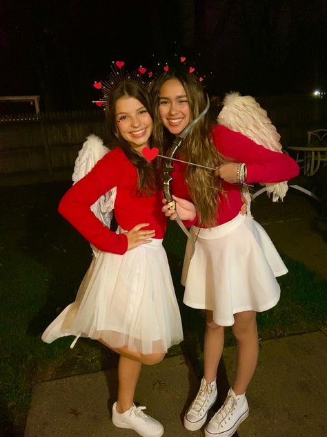 Preppy Cupid Costume, Duo Costume Ideas Last Minute, Valentine’s Day Costume Ideas, Valentines Costume Ideas, Valentine’s Day Costume, Cute Cupid Halloween Costume, Halloween Costumes Cupid, Diy Cupid Costume, Cupid Costume Womens