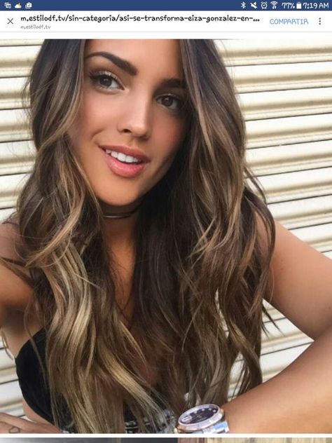 5 tonos de balayage para morenas que te harán destacar Balayage Hair Morenas, Brunette Balayage Hair, Brown Hair Balayage, Balayage Brunette, Brown Blonde Hair, Pastel Hair, Hair Color Balayage, Cool Hair Color, Brunette Hair