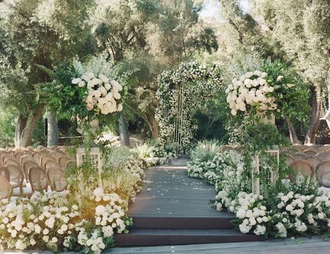 @iluvsarahii Karen Sarahi Gonzalez’s Garden Wedding in California Garden Wedding California, Hummingbird Nest Ranch Wedding, Hummingbird Nest Ranch, Wedding Skincare, Elegant Outdoor Wedding, Mens Fashion Wedding, Wedding Vision, Luxury Weddings, Luxe Wedding