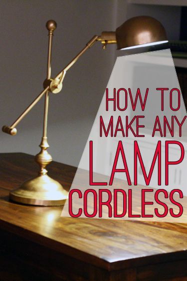 Say goodbye to pesky lamp cords: Easy tutorial for how to make any lamp run on batteries! Lampe Diy, Diy Lampe, Lamp Cord, Creation Deco, Lampe Design, Diy Desk, Diy Hacks, Diy Lighting, Diy Projects To Try