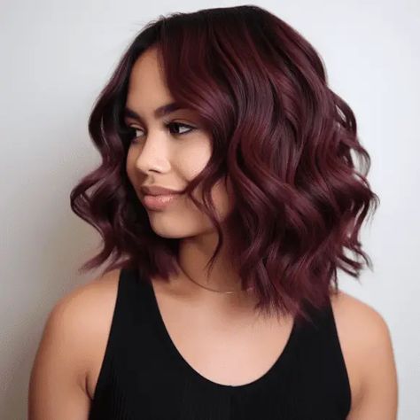 Red Hair Dark Roots, Dark Red Hair Color Ideas, Short Burgundy Hair, Red Hair Ideas, Red Bob Hair, Red Balayage Hair, Dark Red Hair Color, Red Hair Color Ideas, Cherry Red Hair