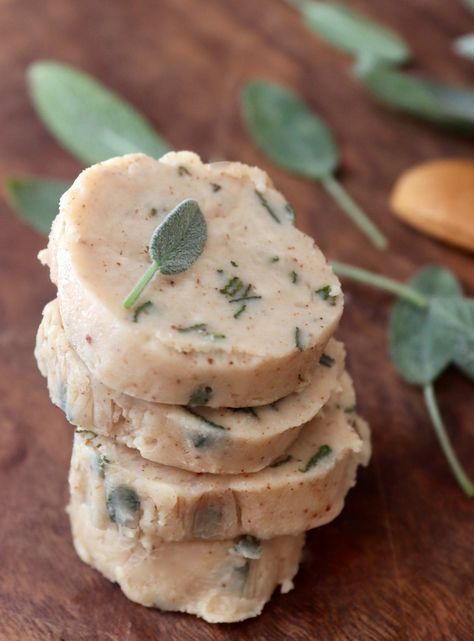 Sage Butter Recipe, Sage Compound Butter, Compound Butter For Turkey Thanksgiving, Flavor Butter Recipes, What To Do With Fresh Sage, Flavored Butter Recipes For Bread, Fresh Sage Uses, Recipes With Sage Leaves, Compound Butter For Bread