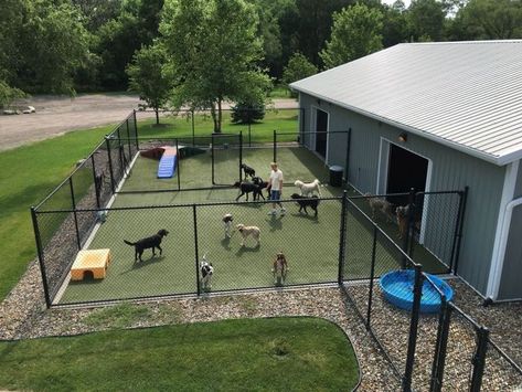 Indoor Dog House Ideas, Dog Daycare Design, Dog Breeding Kennels, Dog House Ideas, Dog Boarding Ideas, Dog Daycare Business, Building A Dog Kennel, Indoor Dog Park, Dog Boarding Facility