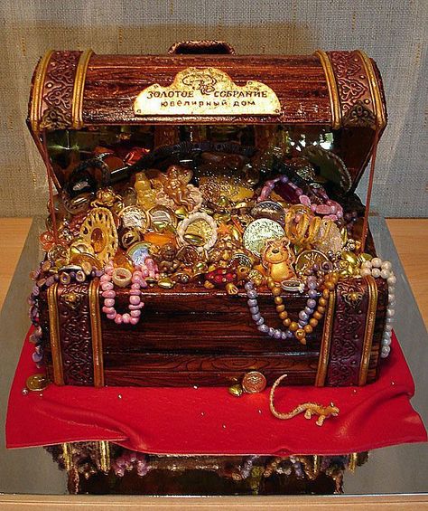 Pirate Treasure Chest, Fake Money, Gold Money, Pirate Treasure, Special Occasion Cakes, Gold Bullion, Best Fragrances, Novelty Cakes, Occasion Cakes